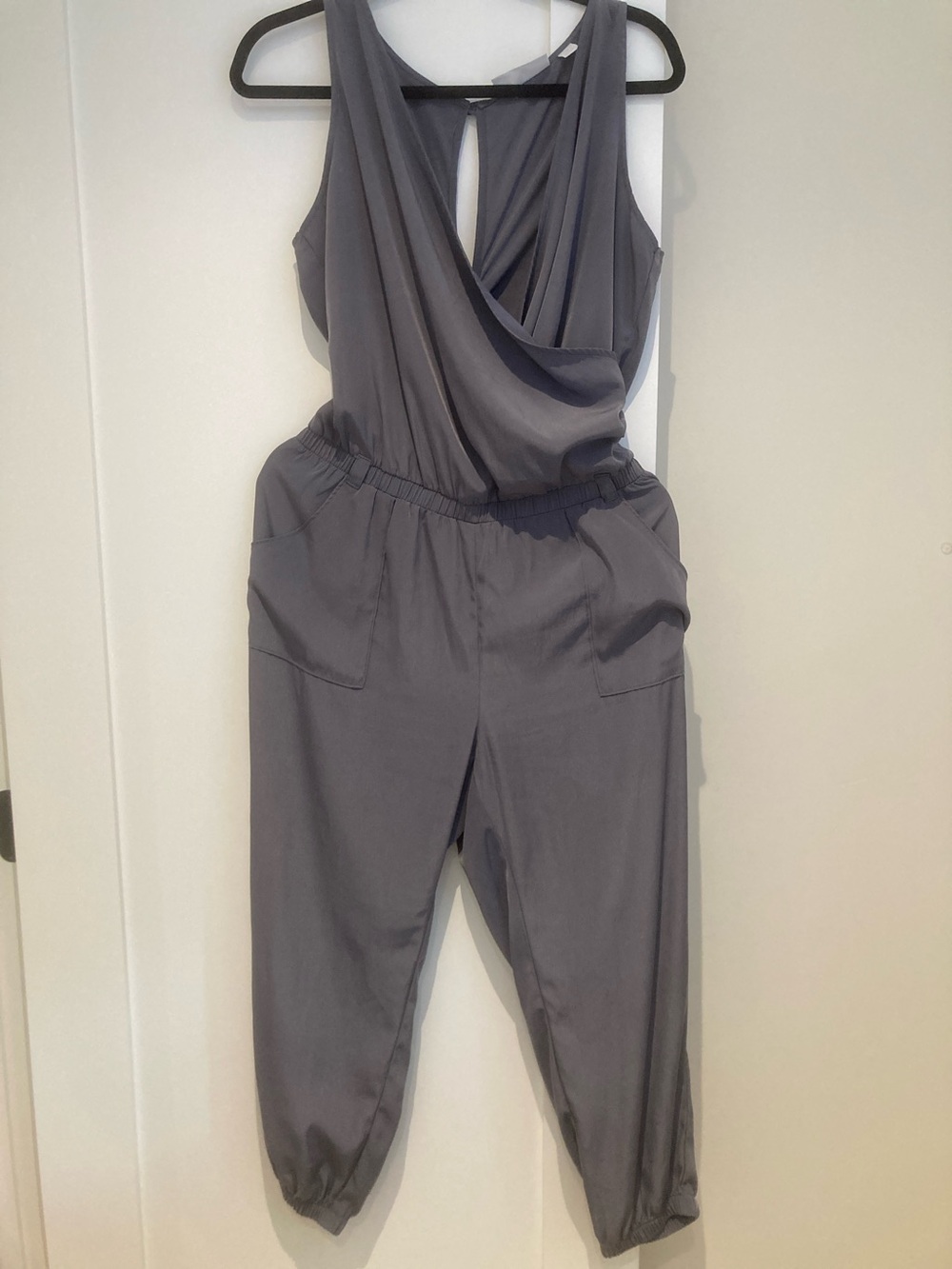 New York & Company Gray Sleeveless Draped Jumpsuit - Picture 1 of 7